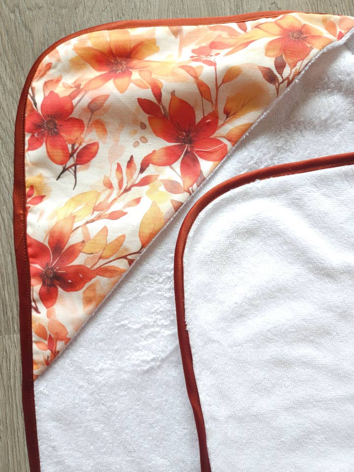 Autumn leaf bath cape for wholesale by My Baby Avenue