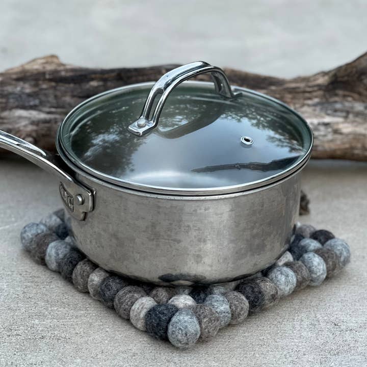 Lungta Imports - Wholesale Trivet - Hand Made Colorful Felt Balls Trivet, Dish Mat, Hot Pads4