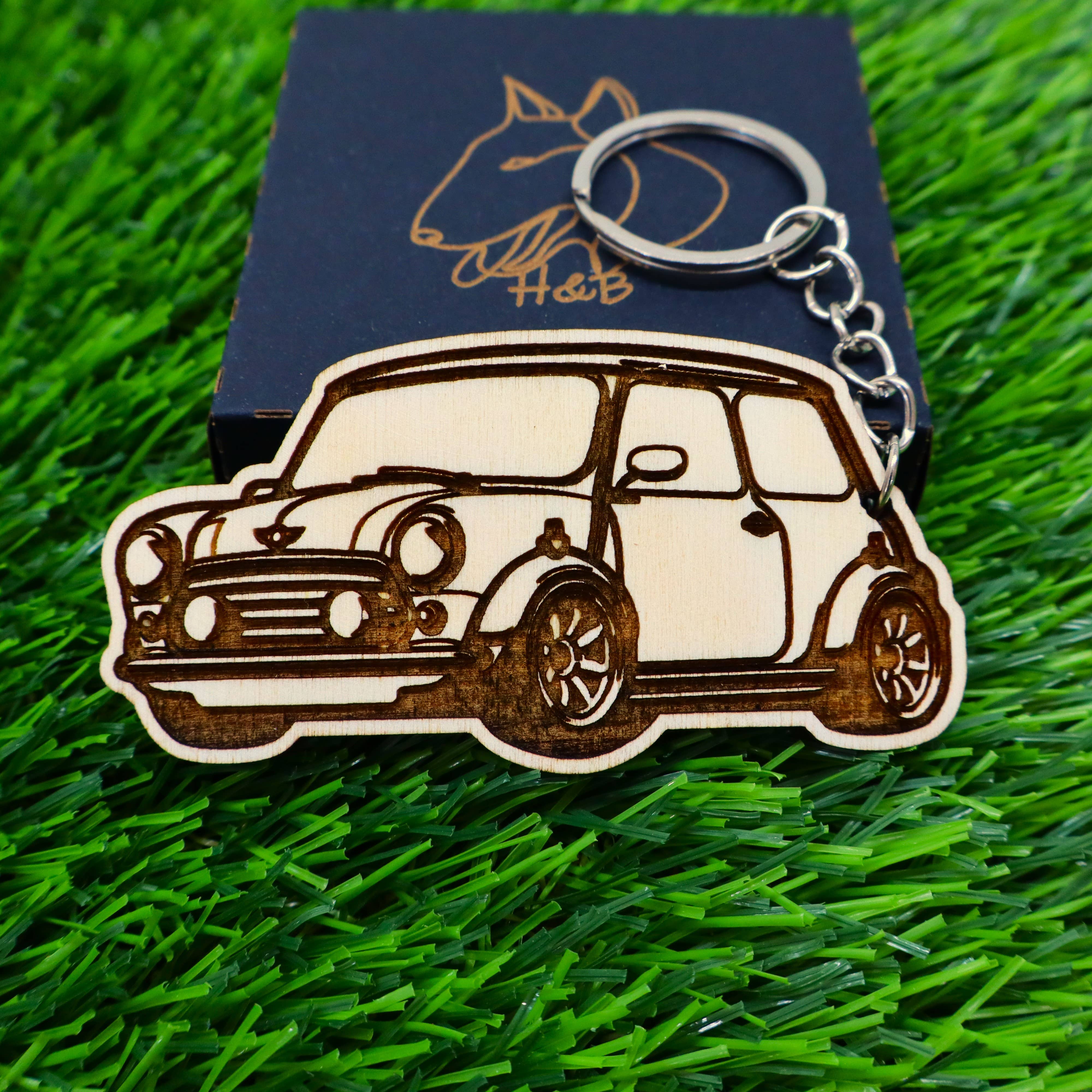 Herbs&Belles - Wholesale Keychain - Unisex - Vintage Car Wooden Colorful Keychain, Classic Automobile13