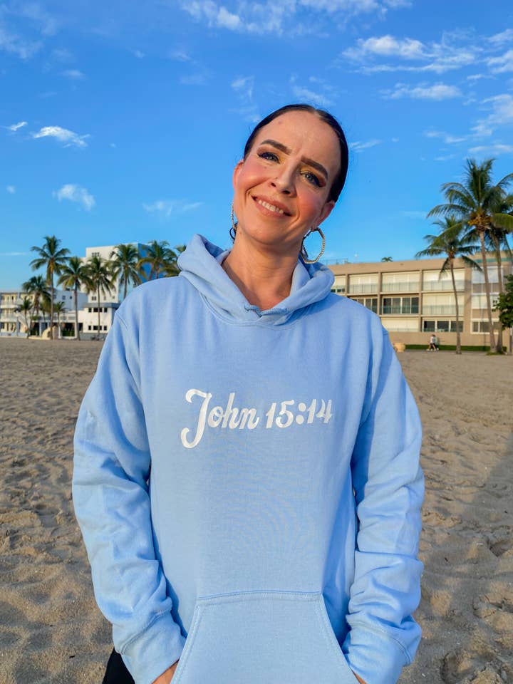 Che amico abbiamo nella felpa con cappuccio Jesus per la vendita all'ingrosso da parte di An Aesthetic Dose of Jesus