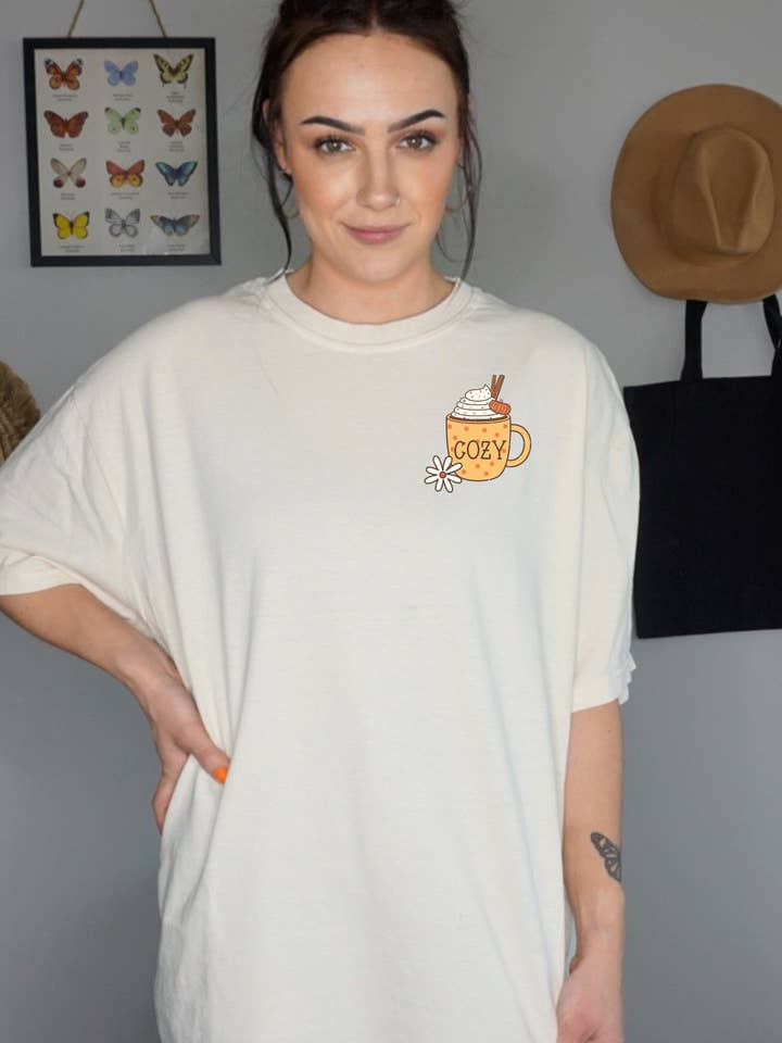 Tee Acolhedor Outono por atacado de Shop Alloe | Print & Media Co.