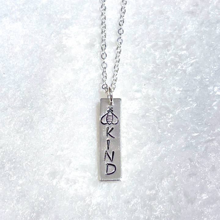 Collier SS HS BEE KIND NS224-SS pour la vente par K & B Jewelry