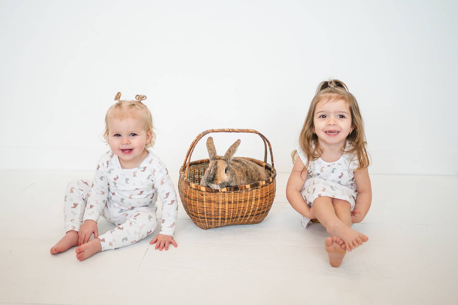 Gaia Baby Goods - Wholesale Sleepwear Set - Kids - Organic Cotton Baby / Toddler Pajamas in Spring Easter Bunny3