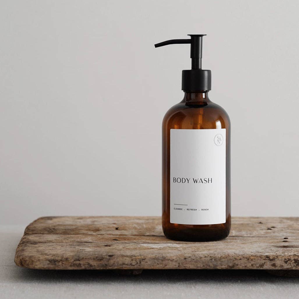 So At Nature - Wholesale Zeepdispenser/zeeppompje - Set van luxe dispenser voor bodywash, shampoo en conditioner - So At Nature1