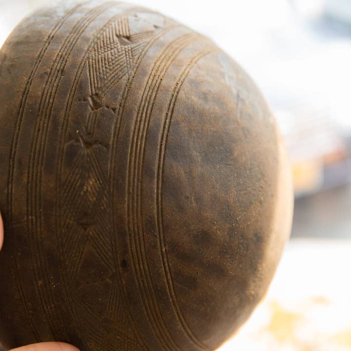 Old New House - Vente Assiettes/plats/bols de décoration - Bol en bois africain vintage5