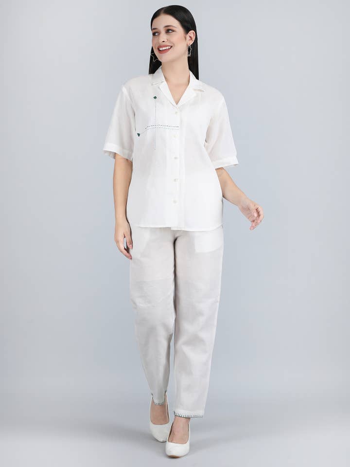 Dames Wit Zuiver Linnen Handgeborduurd Regular Fit Co-ord voor wholesale door 1401 The Label