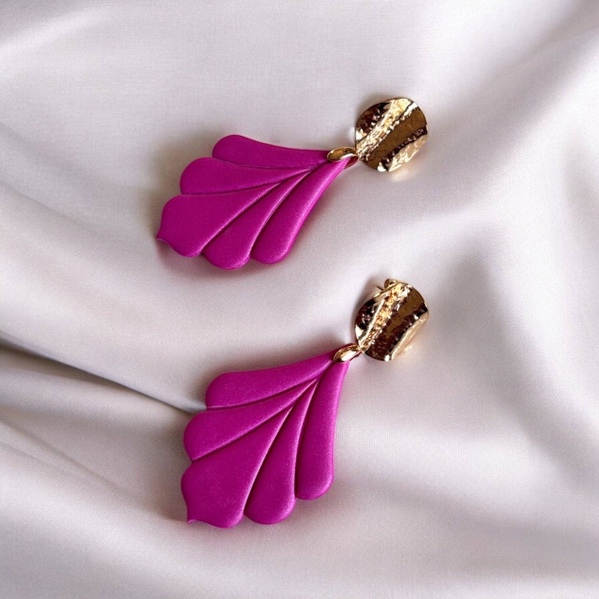 DUESTELLE ITALIA - Wholesale Dangle Earrings - Calanthe Statement - Handmade Fuchsia and Gold Earrings4