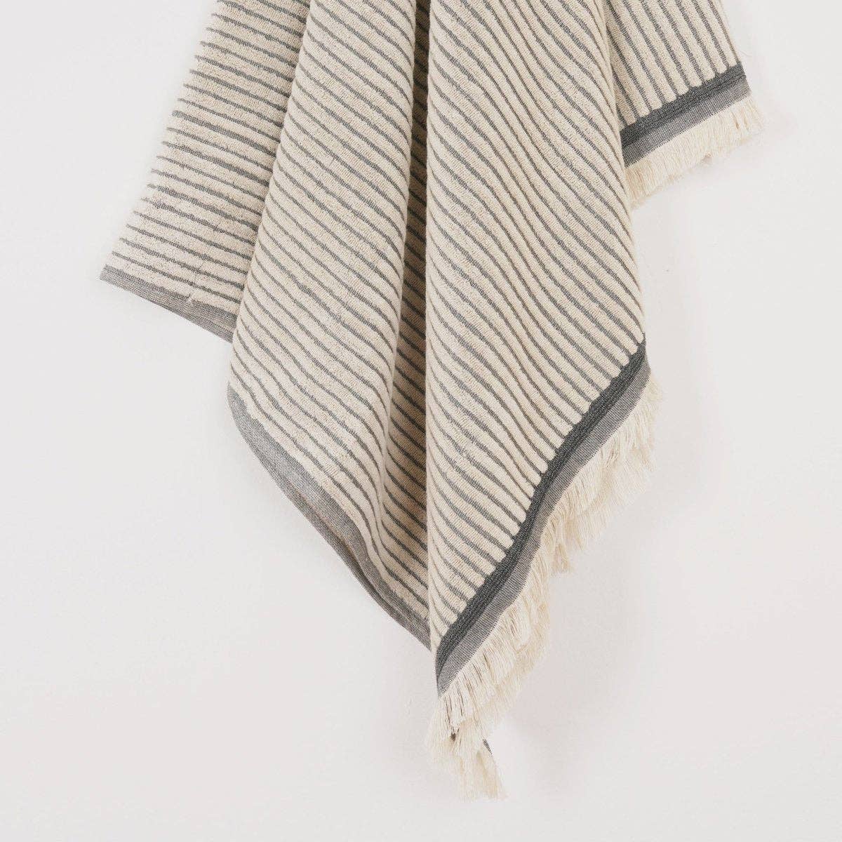 Primitive - Wholesale Badhanddoek - OUTLET - Ovella grote badhanddoek W0134