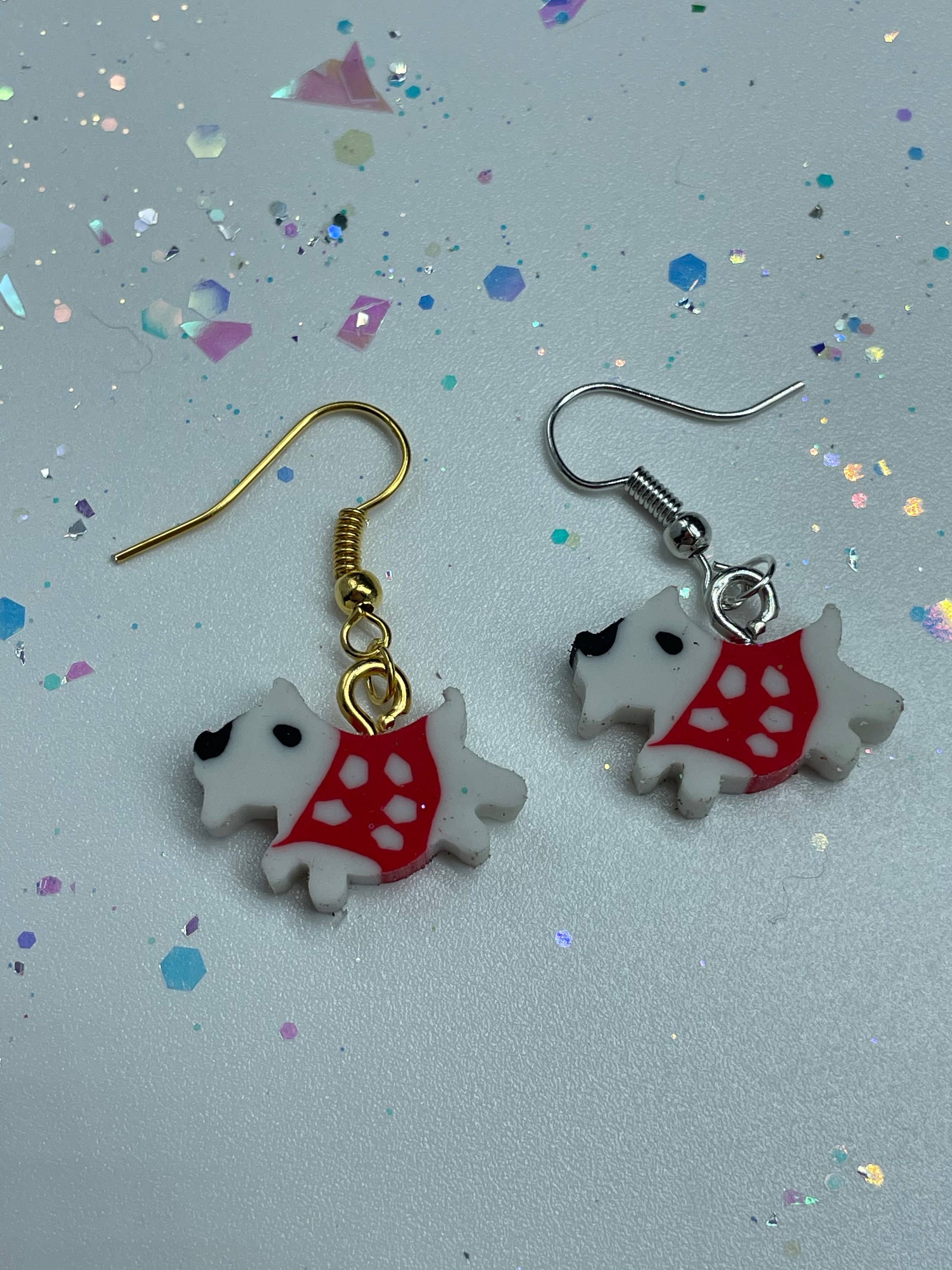 R59Creates – wholesale Dangle earrings – Mini Fluffy White Dog W/ Red Sweater Earrings! Puppy Dog Jewelry, Cool Gift For All Of Your Animal Loving Friends And Family!2