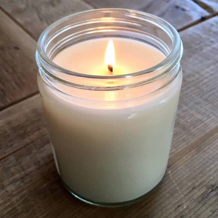 Hayden Rowe Candle Co. - Wholesale Jar/Filled Candle - Cape Cod Hydrangea Soy Candle, 7oz1