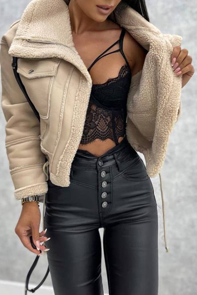 UNISHE - Vendita all'ingrosso Giacca in pelle - Donna - Giacca corta con cerniera in PU e sherpa YDL0176