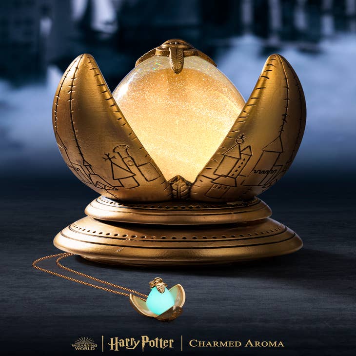 Charmed Aroma Golden Snitch Candle