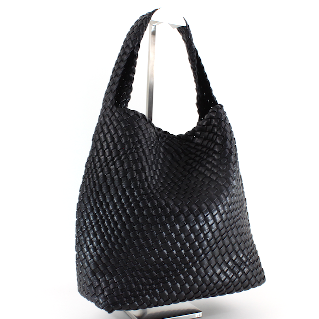 Pretty Persuasions - Wholesale Shoulder Bag - Women's - P23067 Woven Hobo Bag w/Cosmetic Pouch0
