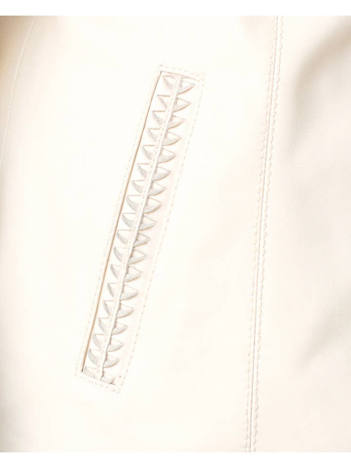 Amsterdam Heritage Leather Belts, Bags, Jackets & Apparel - Wholesale Leather Jacket - Women's - Chicago | Black and Creme Women's Leather Urban Jacket11