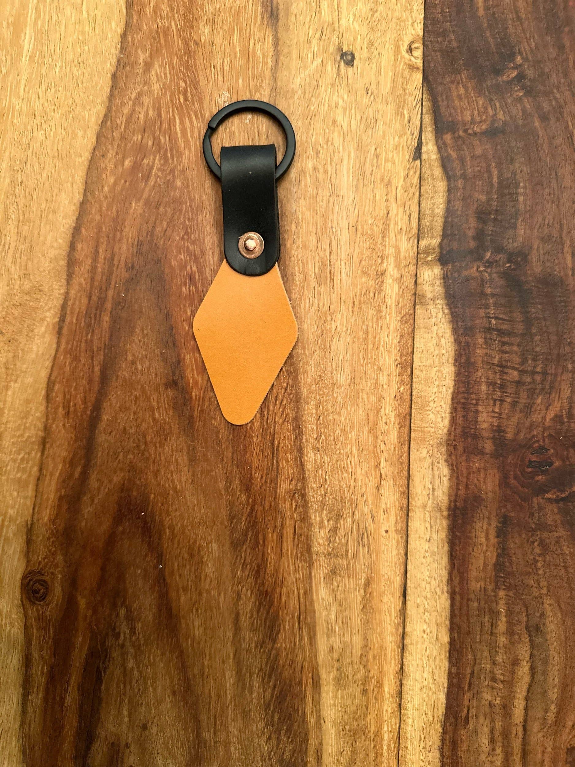 Sully + Proper Handmade Leather Goods – wholesale Keychain – Unisex – Hotel Key Keeper1