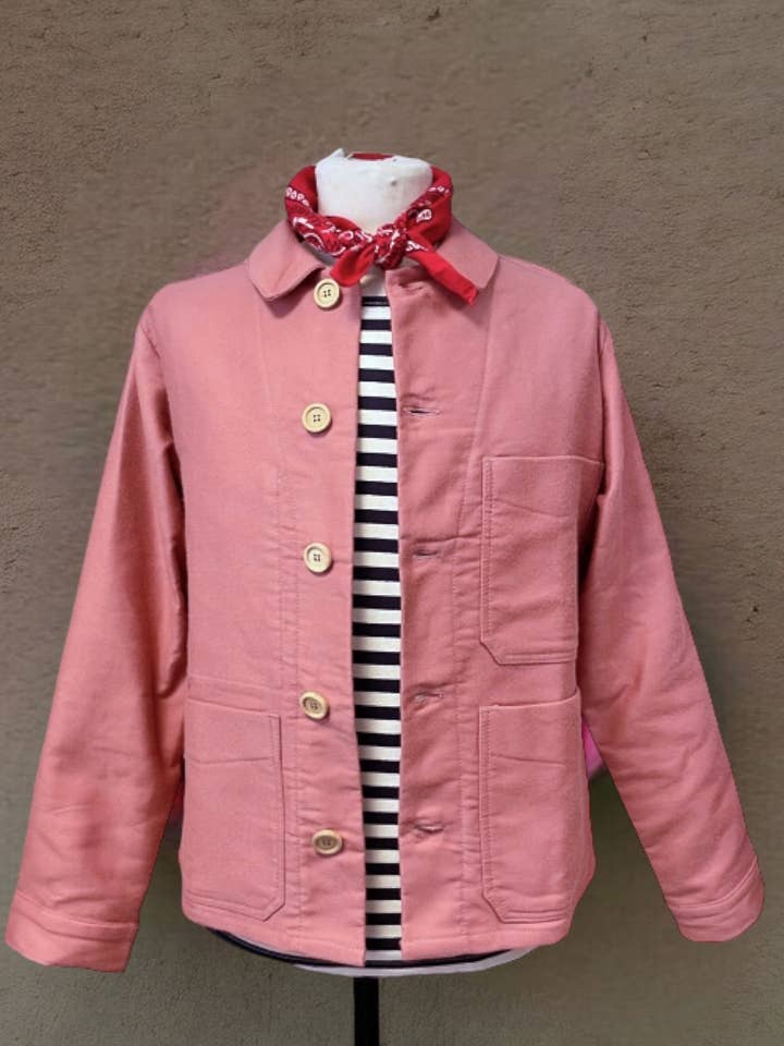 Uniseks 50s Moleskin Franse Werkjas Stoffig Roze voor wholesale door Wolf Clothing Collective Ltd