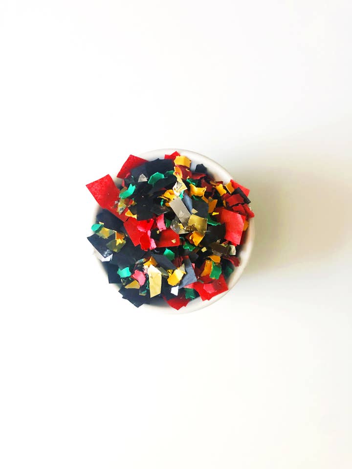 Miscela di coriandoli Black 365 per la vendita all'ingrosso da parte di Announce Divinely