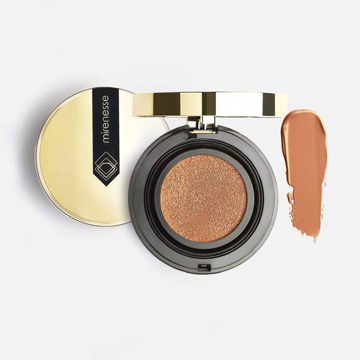 10 Collagen Cushion Compact Winner Best Foundation for wholesale by Mirenesse