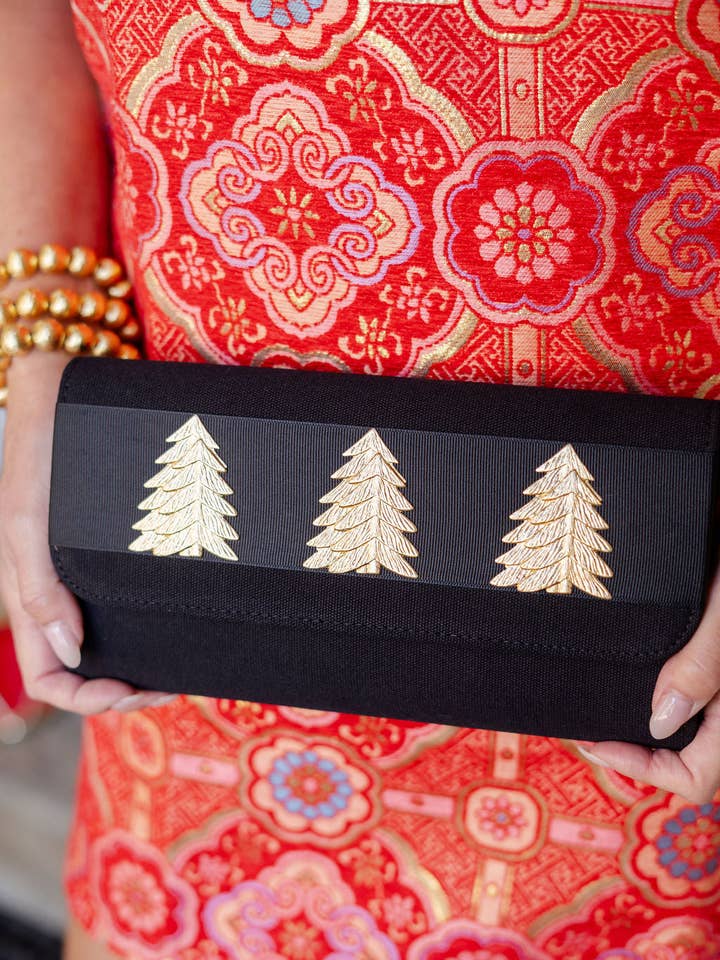 Black Avery -Black Band-Triple Gold Tree- WS for wholesale by Lisi Lerch