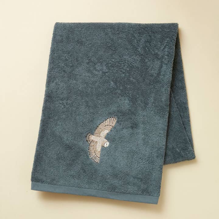 Bath sheet 100x150 fantaisie L'envol bleu fumé for wholesale by Sylvie Thiriez