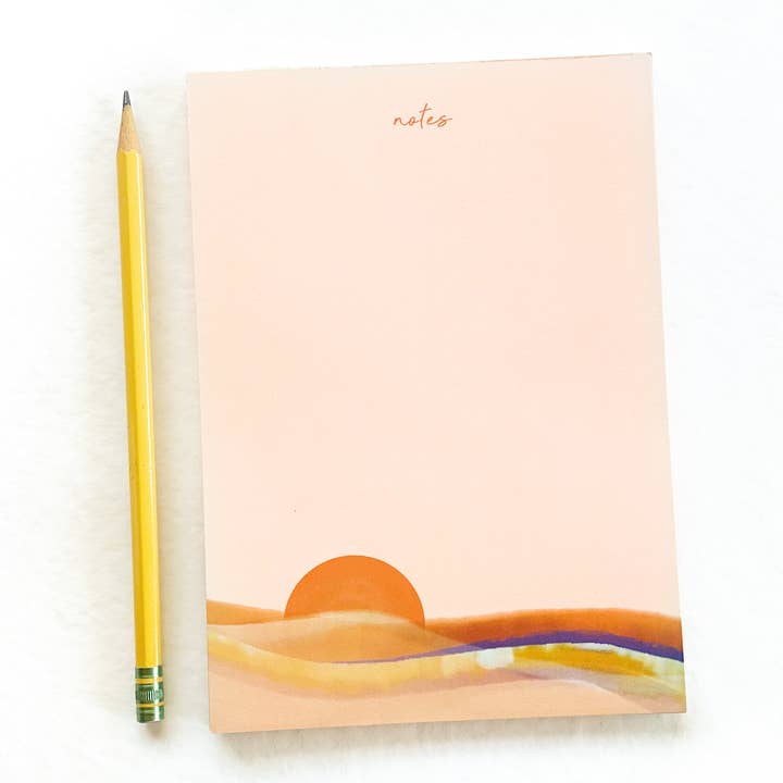 Bloc-notes rose coucher de soleil pour la vente par Maija Rebecca Hand Drawn