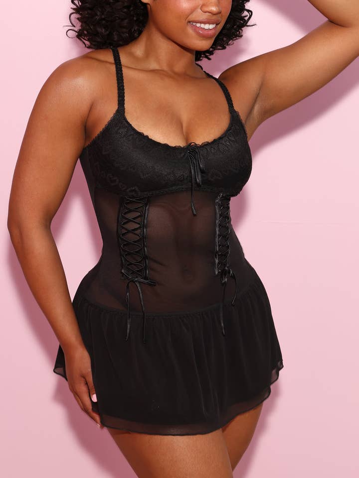 Abito Peyton in Nero per la vendita all'ingrosso da parte di Voight