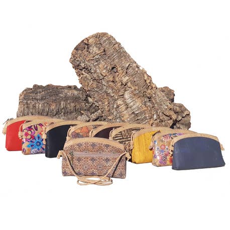 Atelier da Cortiça - Wholesale Crossbody Bag - Women's - Oval-shaped cork crossbody bag0