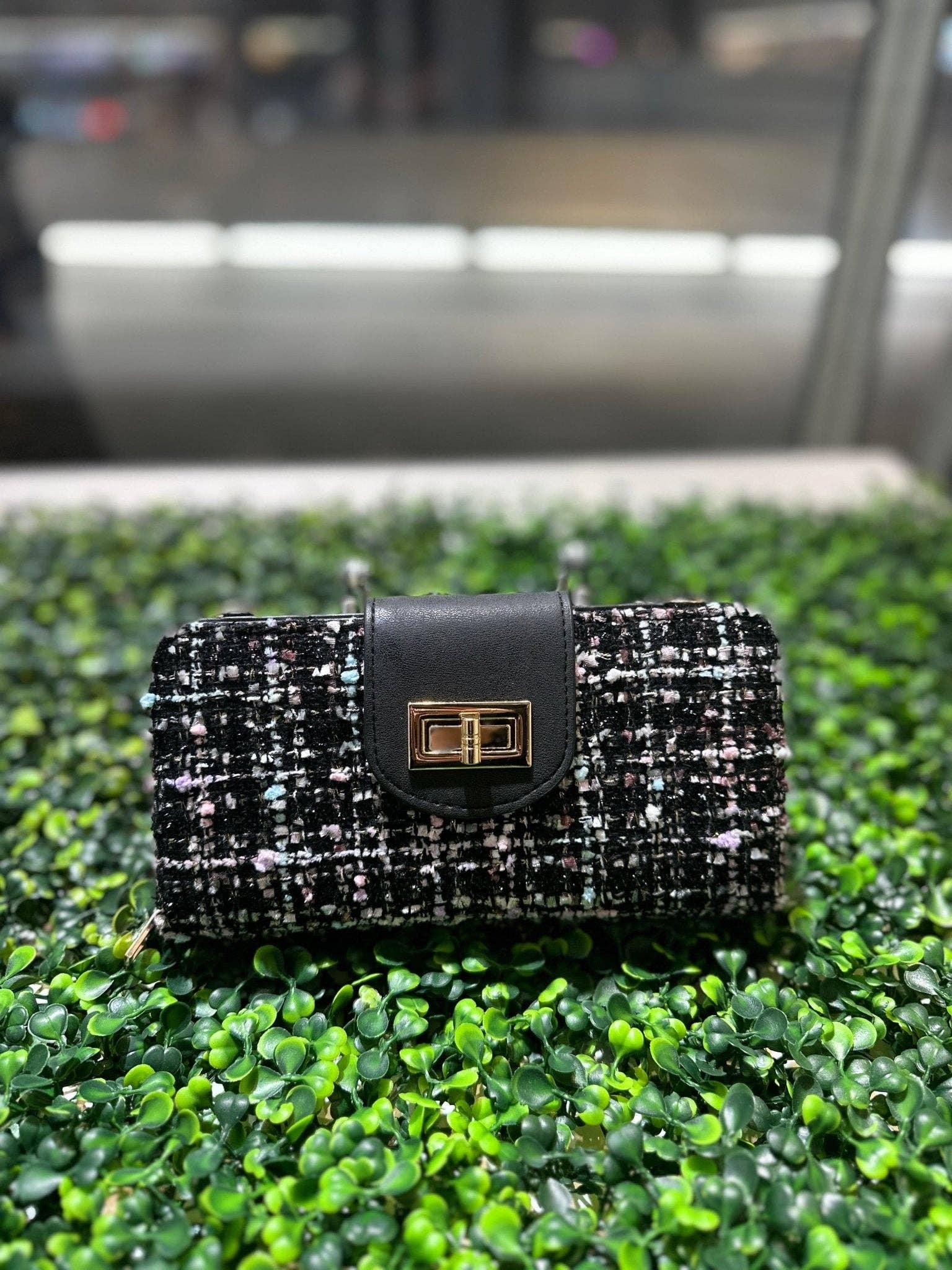 MiMi Wholesale - Vente Sac à bandoulière – femme - Portefeuille à bandoulière TW041 en tweed Turn Lock7