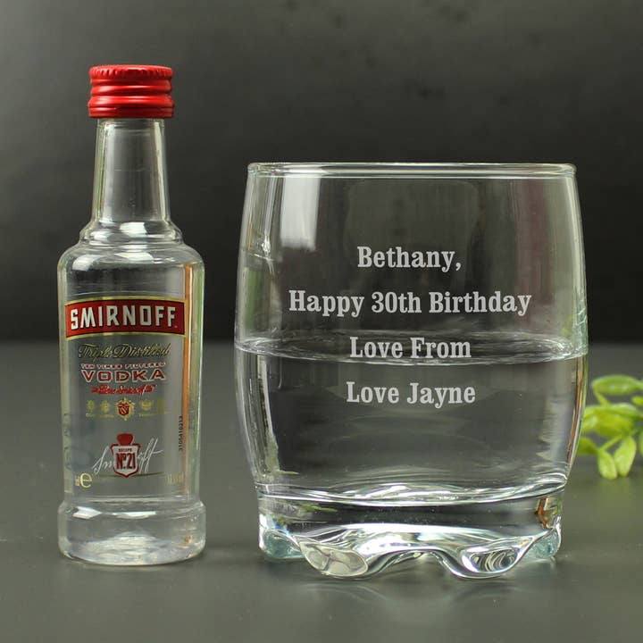 Simply Canvas Art – wholesale Cocktail/liquor glass – Personalised Tumbler and Smirnoff Vodka Miniature Set0
