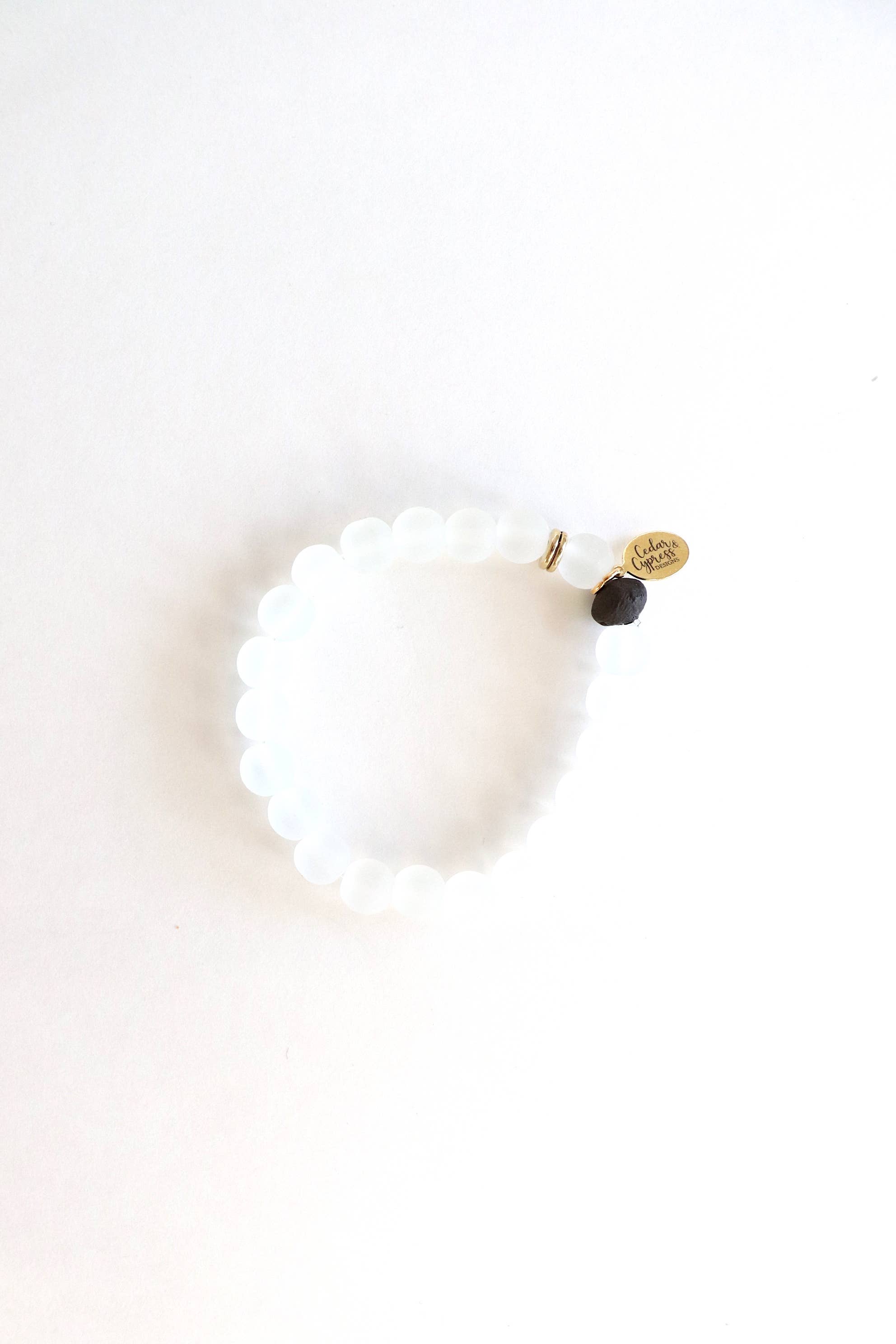 Cedar and Cypress Designs – Engroshandel Perlearmbånd – En lille perle armbånd5