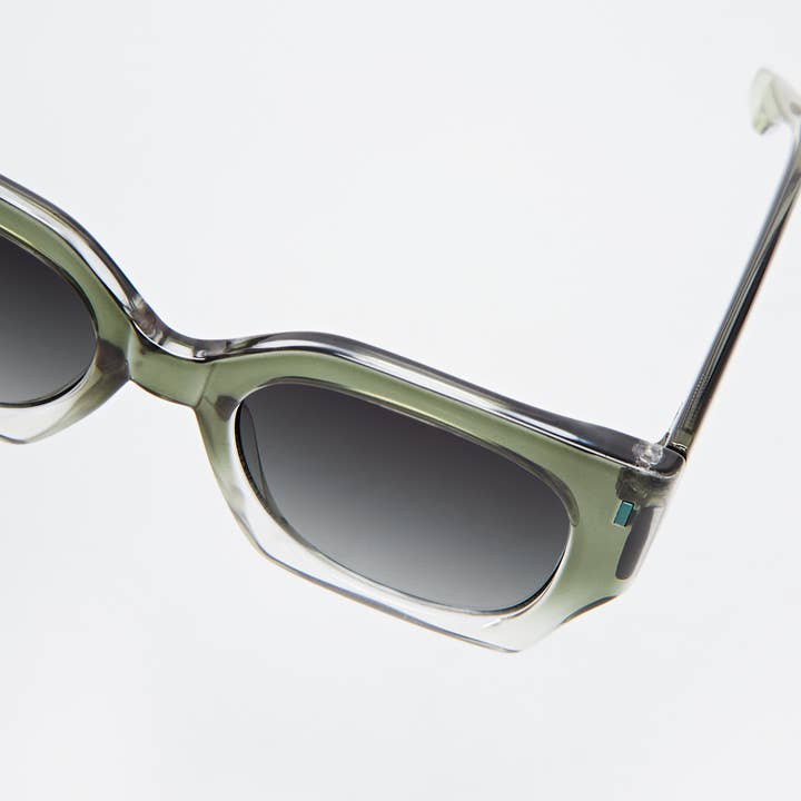 TIWI - Wholesale Sunglasses - Women's - sunglasses Shiny Gradient Green With Green Gradient Lenses
