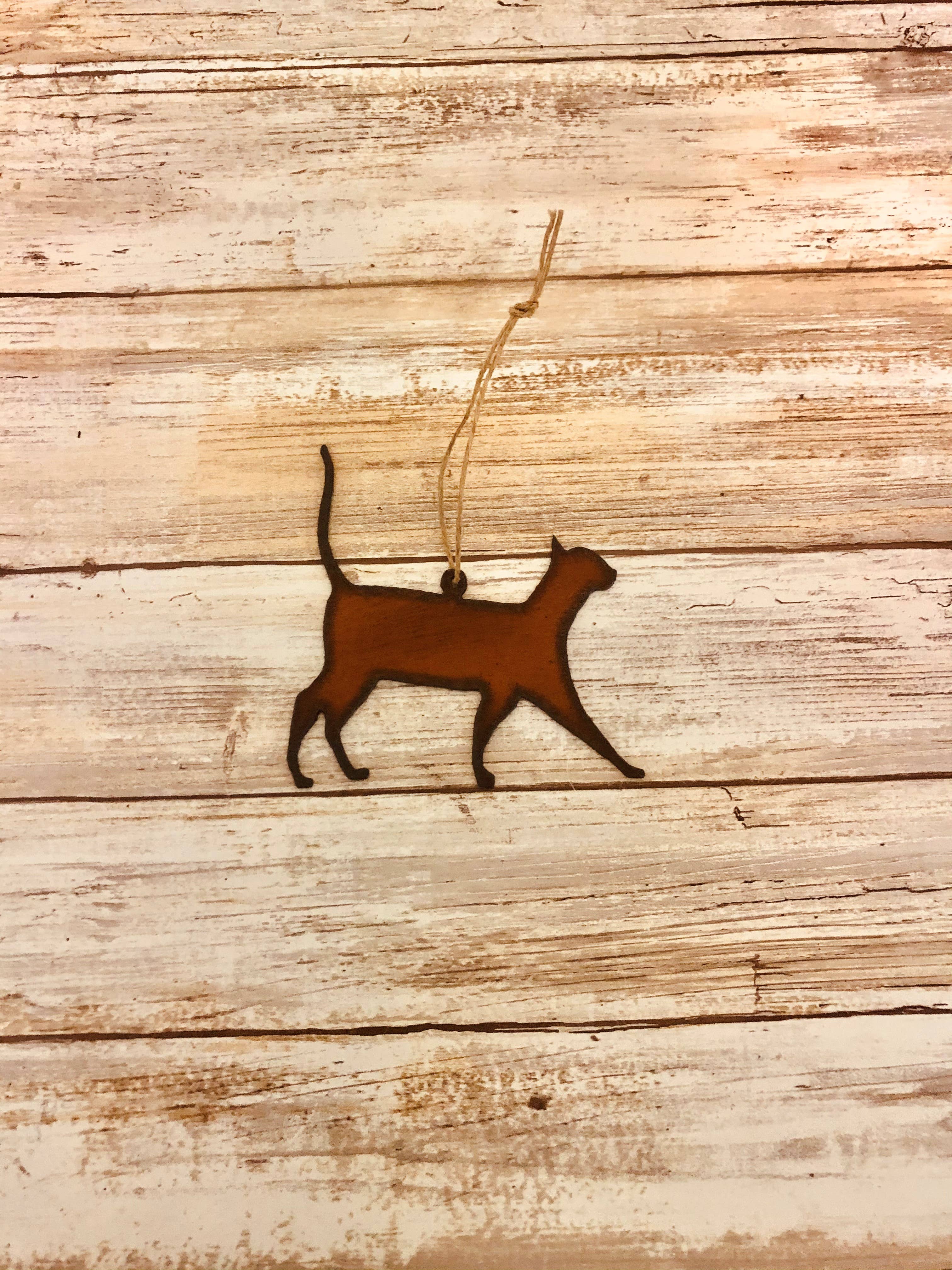 Universal Ironworks USA - Wholesale Ornament - Cat 1 kitty Cat Ornament