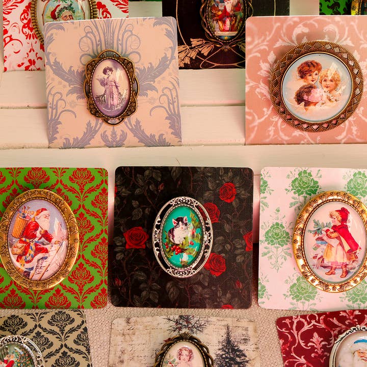 Asunder Bazaar - Wholesale Brooch - 20pc Vintage Christmas Brooches on Cards 21