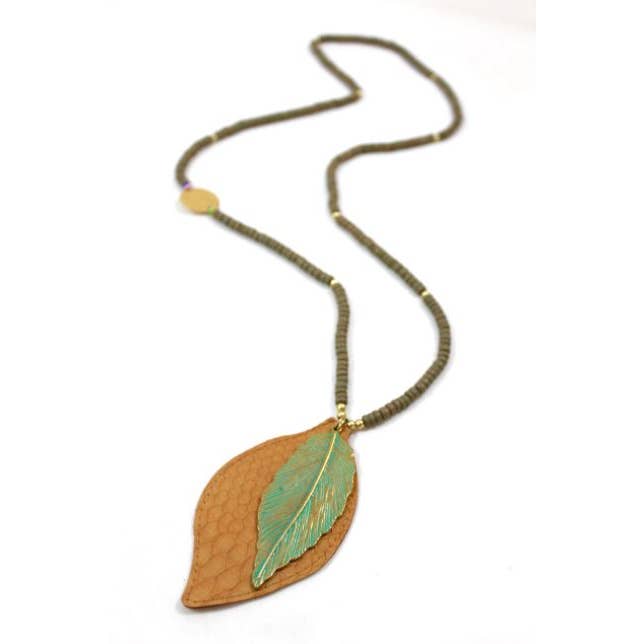 Metal og Læder Bladfald Halskæde -The Classics Collection- N2-810 for engroshandel hos LIZOU