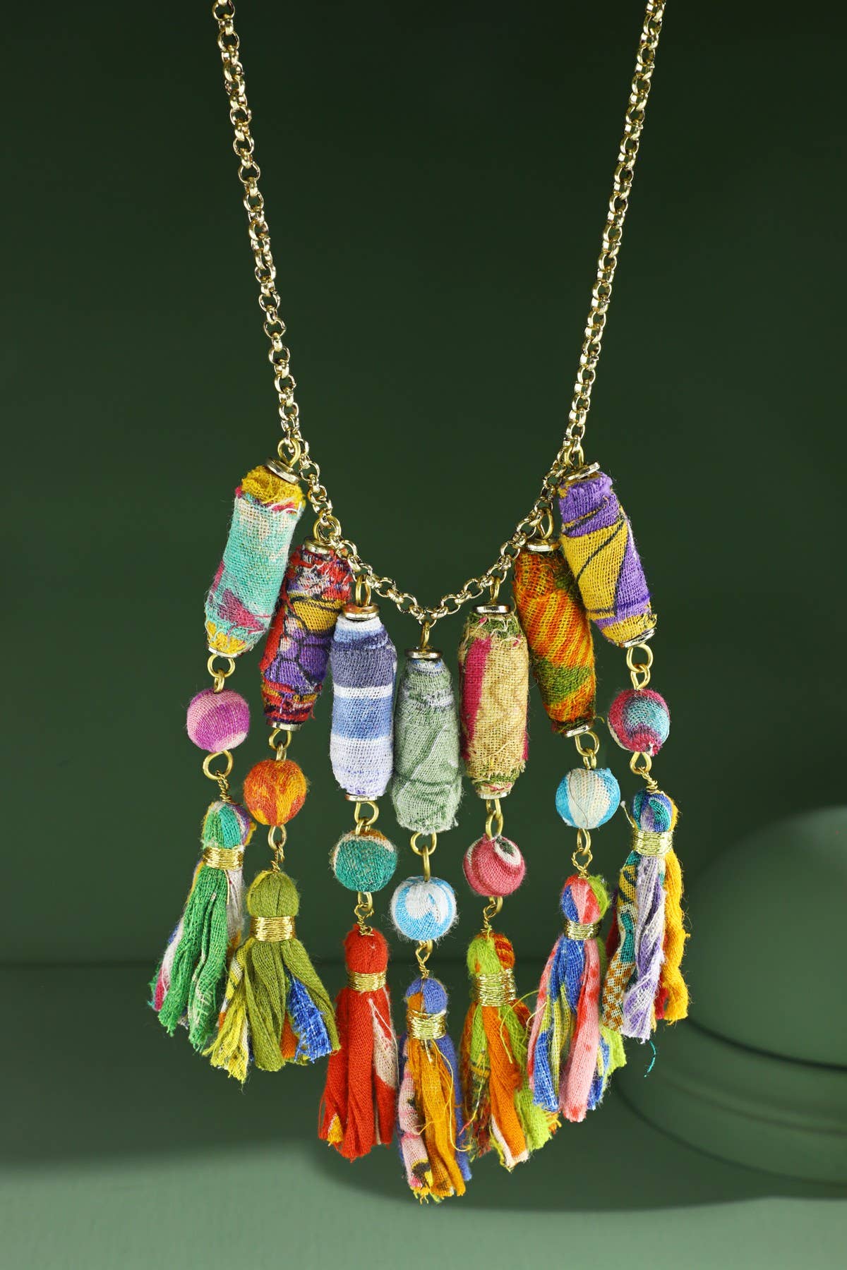 MULTI (MUL) Collier à pampilles multiples fait main  en vente sur Faire1