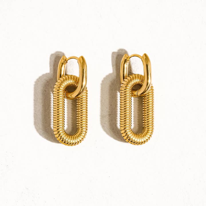 Flânerie by MAIQ - Wholesale Hoop Earrings - Kate 18K Non-Tarnish Double Chain Hoop Earring