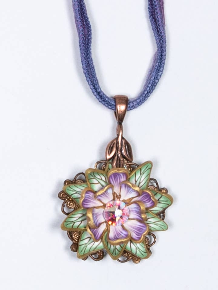 Blumenanhänger klein - Wisteria Lane für den Großhandel von Petal Pushers by Janet Pitcher