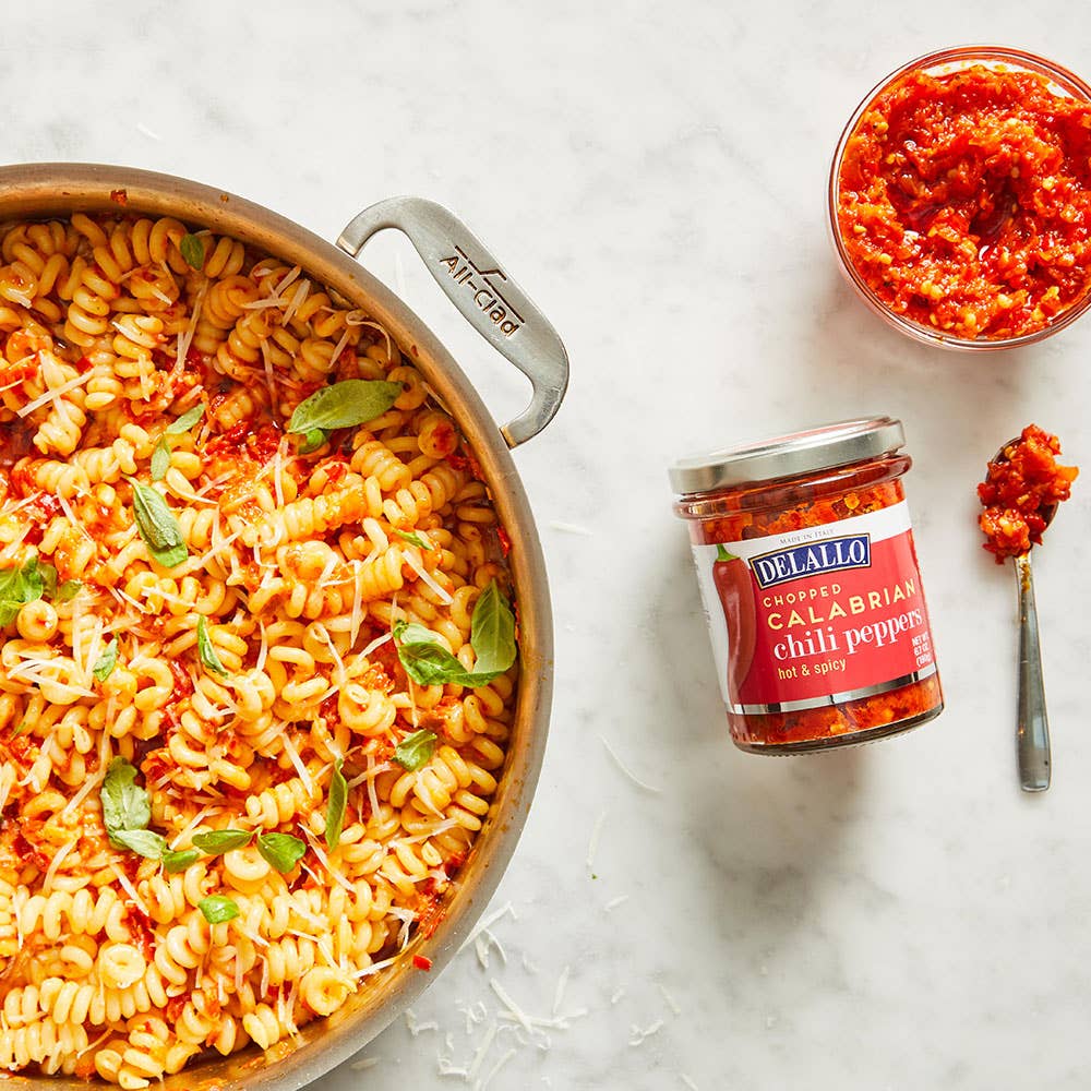 Delallo - Wholesale Hot Sauce - Crushed Calabrian Chili Peppers4