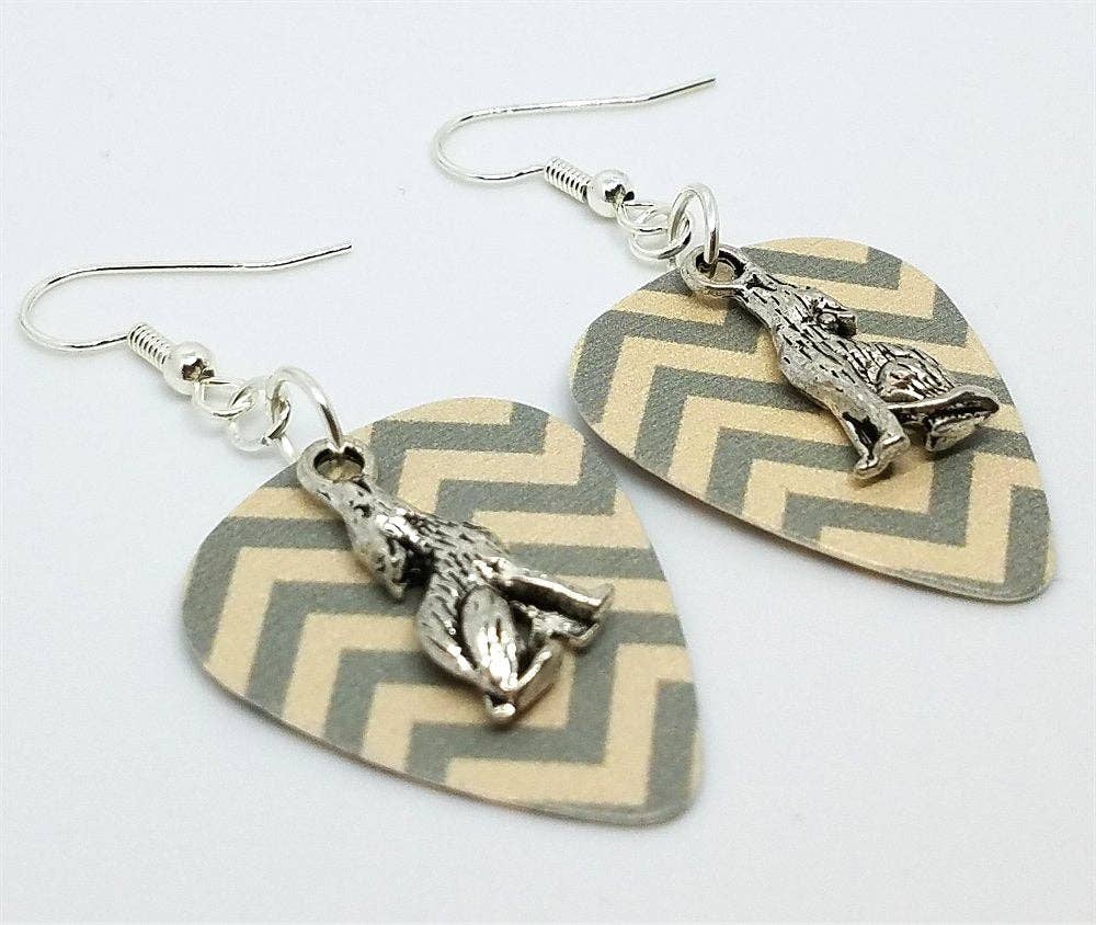 Simply Raevyn - Wholesale Dangle Earrings - Wolf Charm Guitar Pick Earrings6