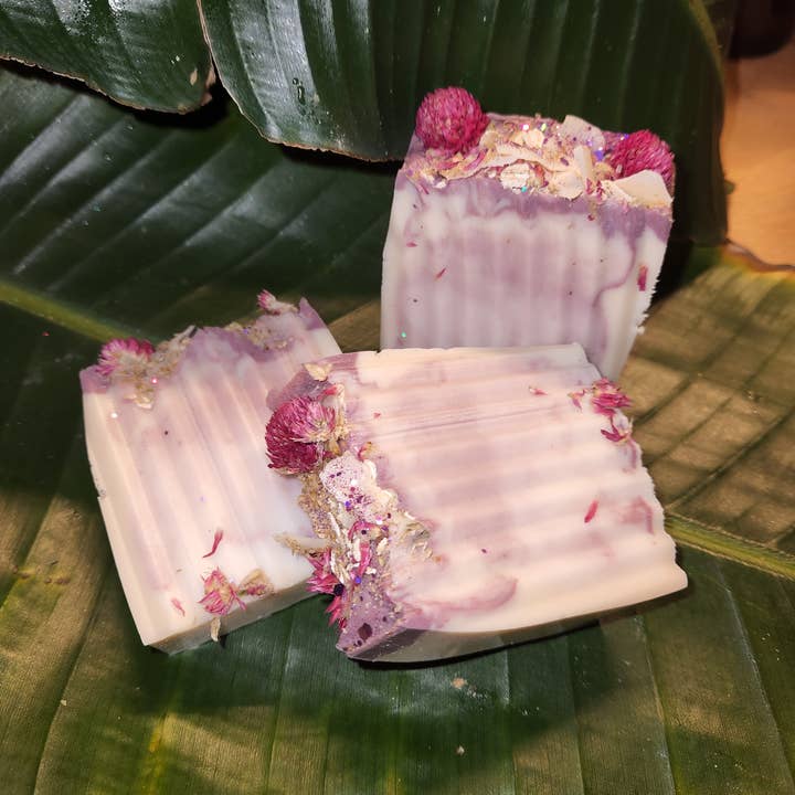 Body Bar - Moisturizing Soap for wholesale by Mae Del Essentials