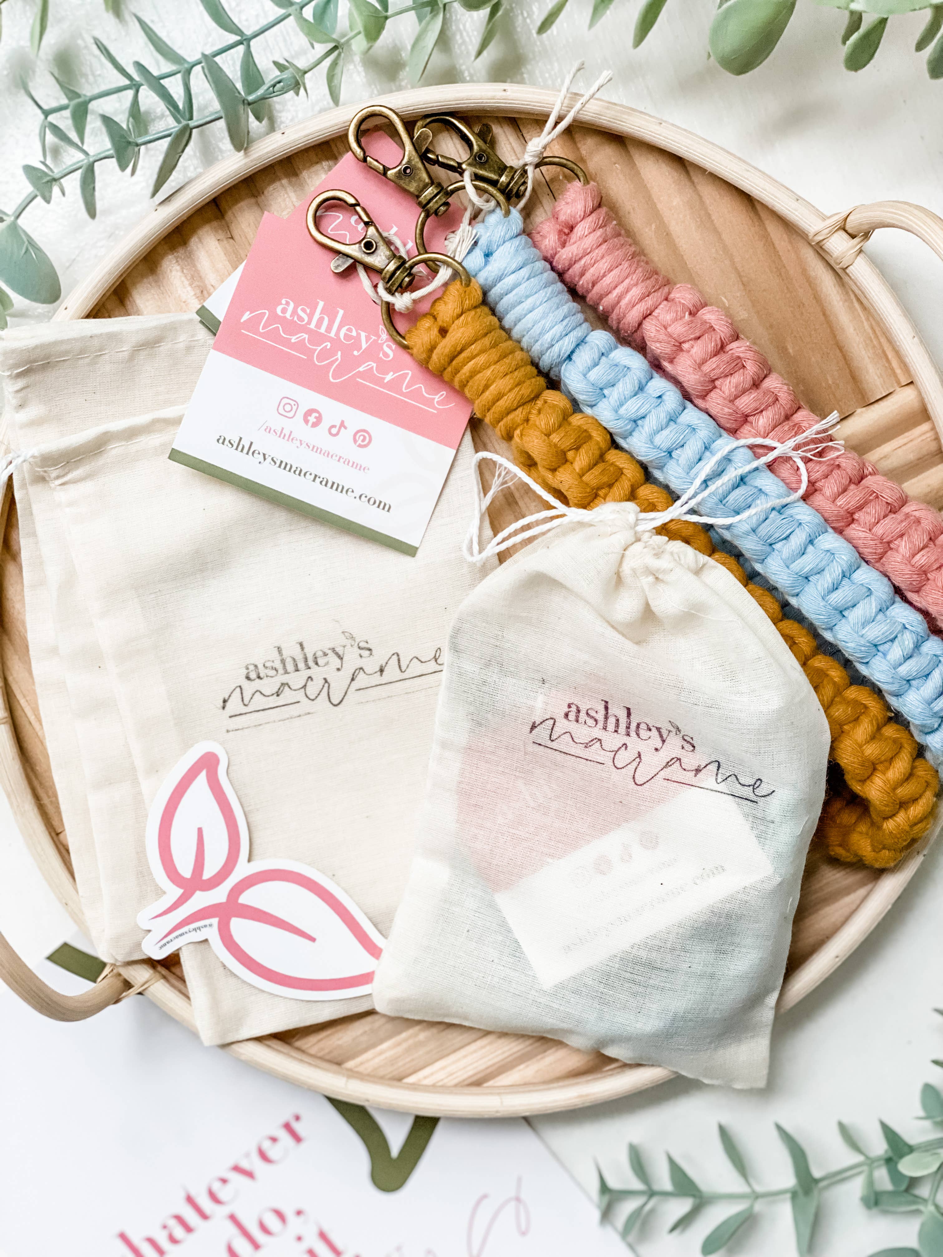 Ashley's Macrame - Wholesale Keychain - Women's - Macrame Wristlet Keychains1