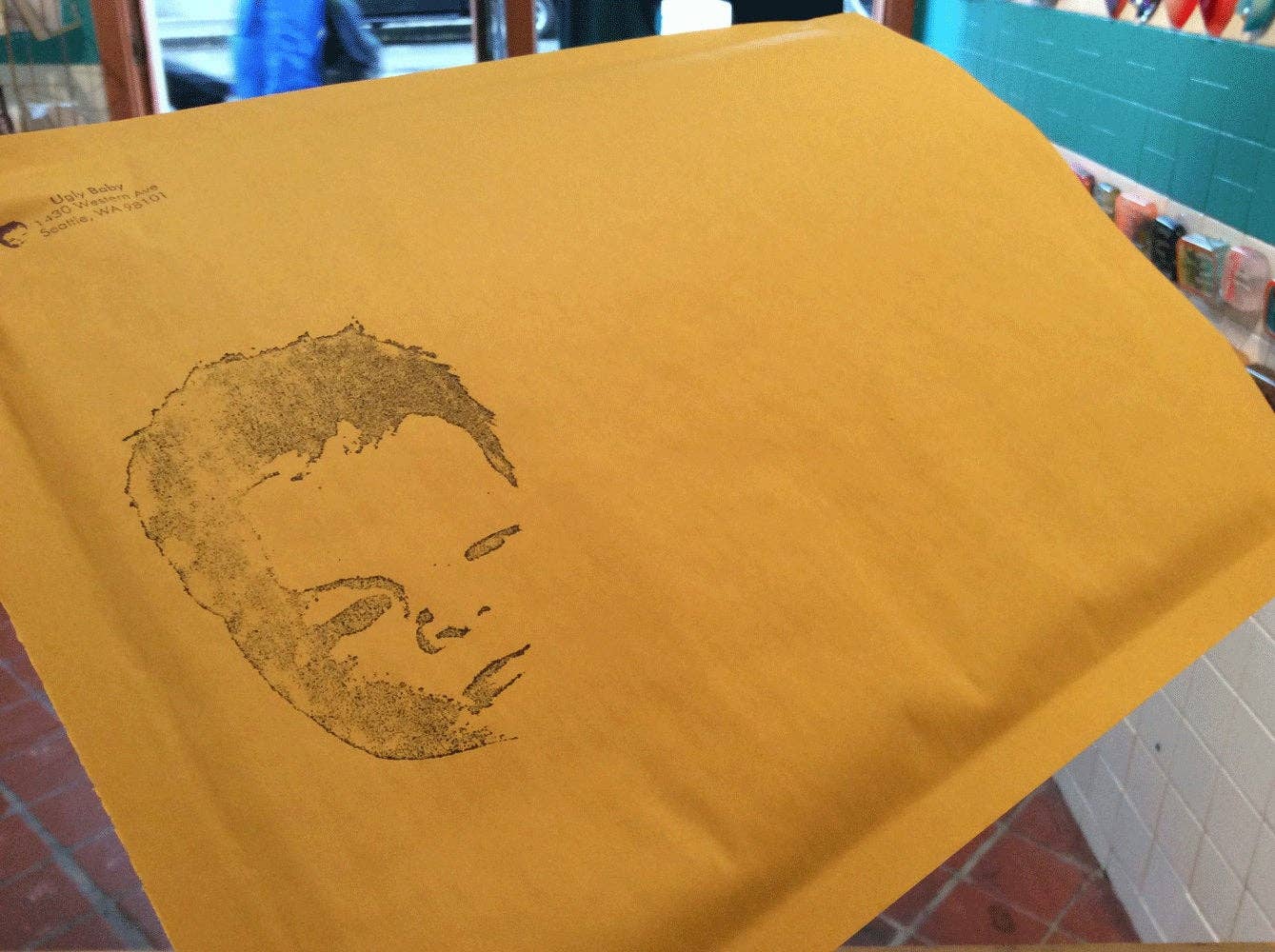 Ugly Baby - Wholesale Compact Mirror - Mirror - 3.5 Inch: Meta Laser Cat - B&W3