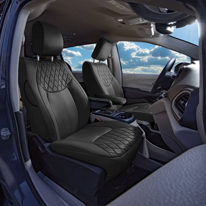 Chrysler Pacifica - 2017 - 2024 - Coprisedili Anteriori - Neoprene Ultraflex Nero (senza accesso DVD, bracciolo incluso) per la vendita all'ingrosso da parte di FH GROUP