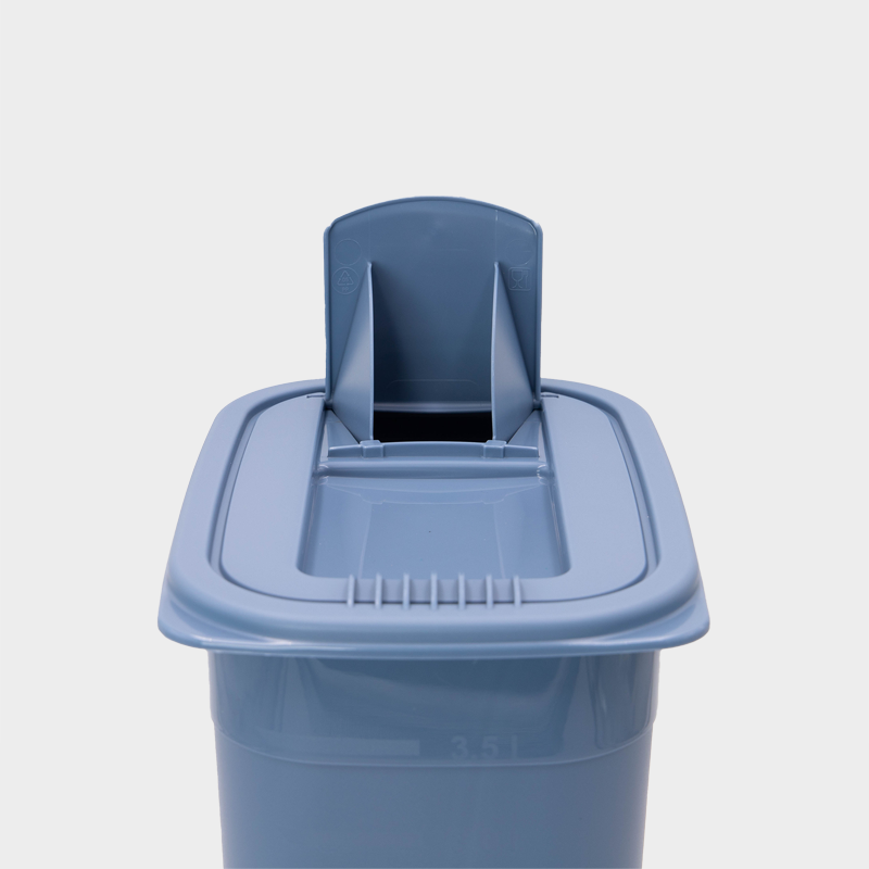 4cats Heimtierbedarf GmbH - Vente Gamelle – chat et chien - Boîte de rangement alimentaire Rotho MyPet 4,1 L - 3 modèles disponibles1