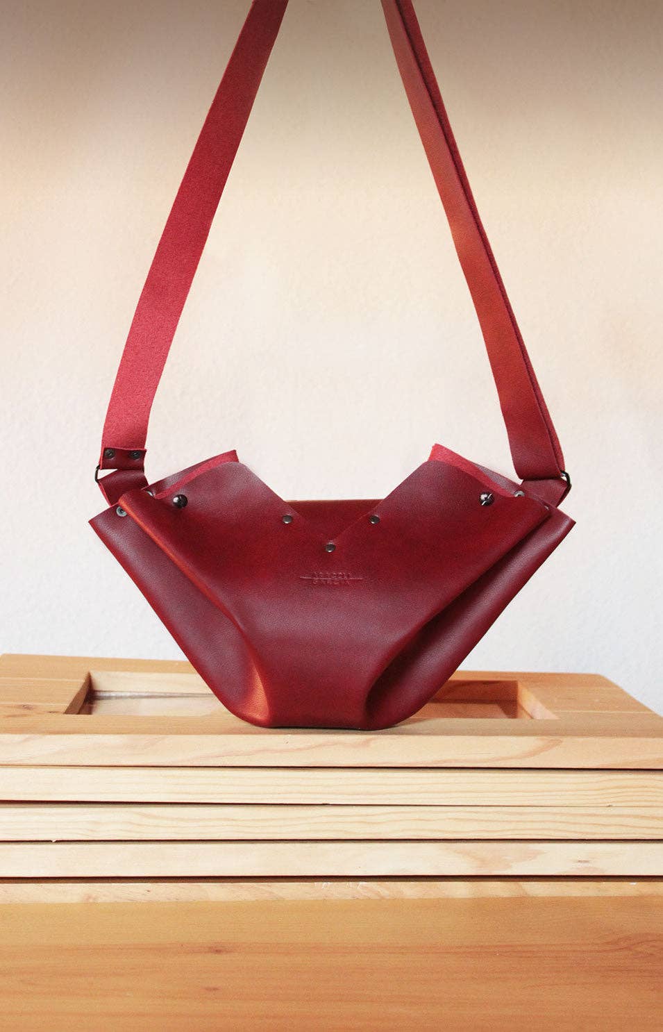 Red Orsay Tasche in Rot für den Großhandel auf Faire3