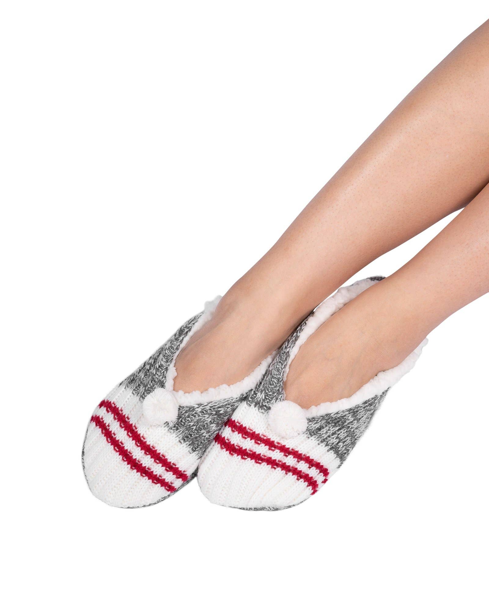 LATTELOVE - Wholesale Slippers - Women's - Canadiana Plush Pom-Pom Slippers0