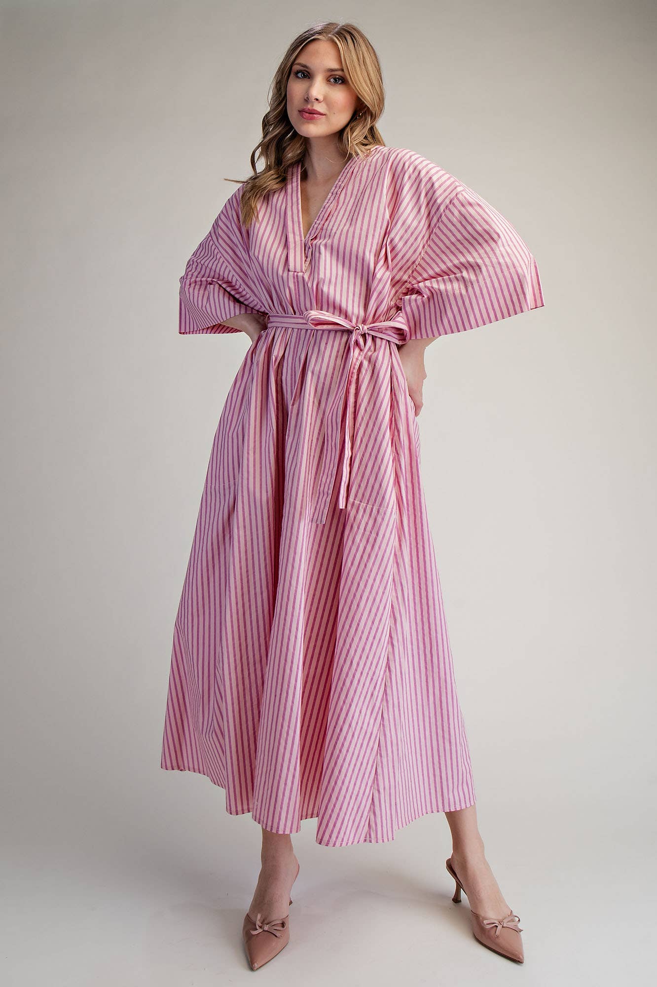 Glam - Wholesale Dress - Women's - Belted Relaxed Stripe Midi Dress0