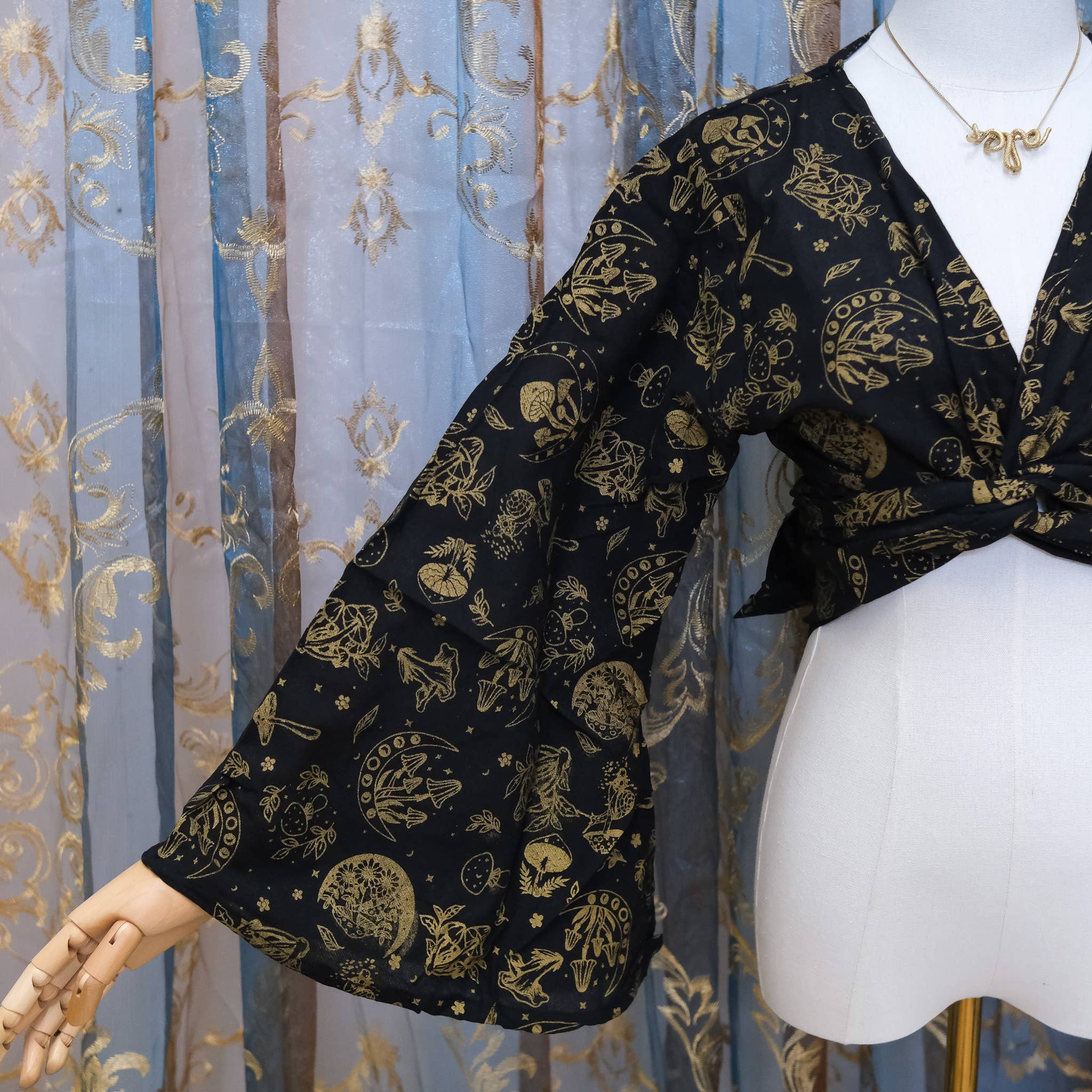 Karma Nepal Crafts - Wholesale Blouse - Women's - 3 Way Cotton Wrap Top with Mushroom Print8