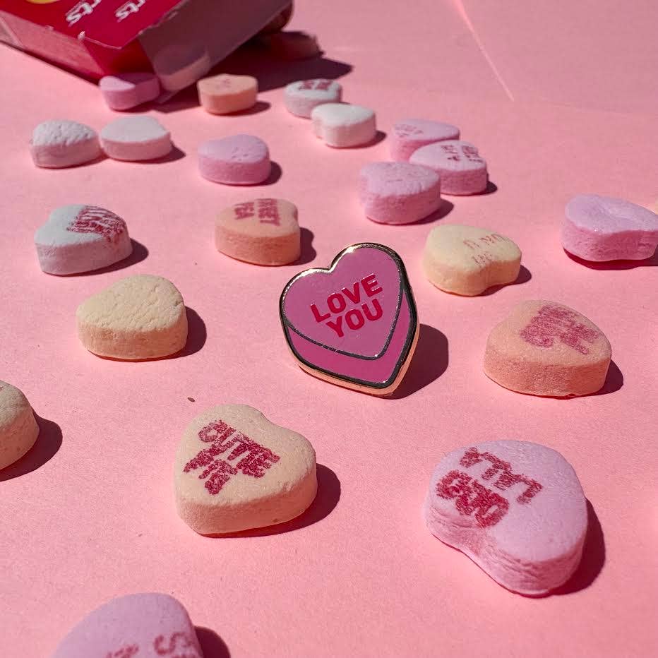 Painting With James – Engroshandel Reversnål/knap – Elsker Dig Sliksamtale Hjerte Emalje Pin1