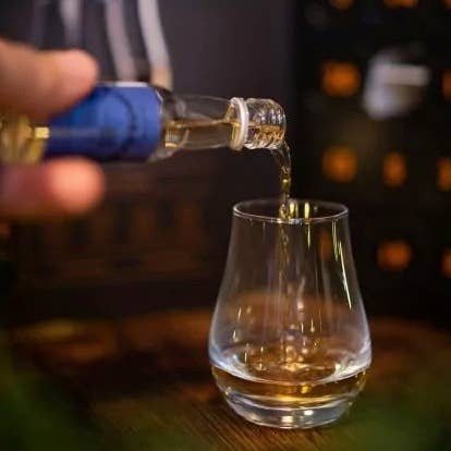 LuxFood-Shop - Wholesale Advent Calendar - Rum of the World tasting box -24 days of Rum +2 glasses1